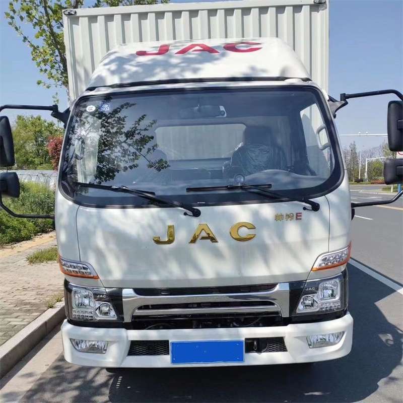大朗镇错那县：物流专线的高效货运之旅